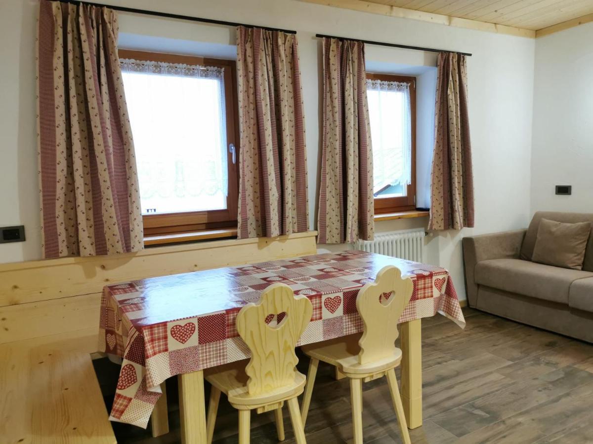 App Col Di Lana - Agriturismo La Majon Da Col Colle Santa Lucia Bagian luar foto